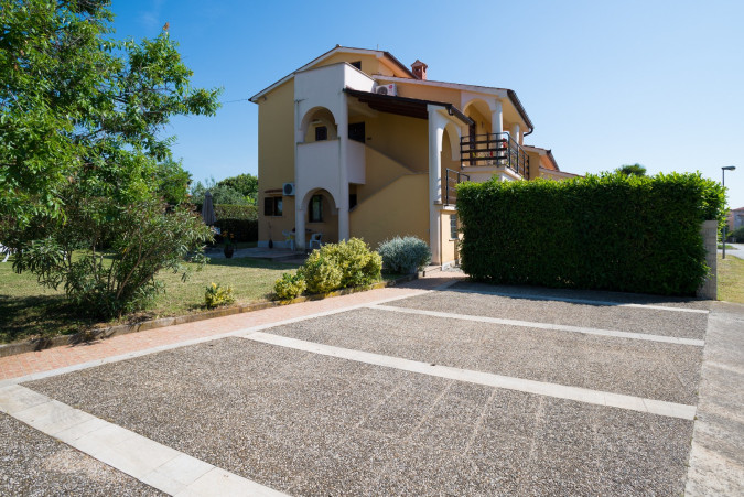 Eksterijer, Porec Apartments - Apartman Tina s jacuzzijem i Apartmani Villa Irena Poreč