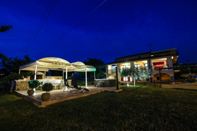 Aussenbereich, Porec Apartments - Apartment Tina mit Whirlpool und Apartments Villa Irena, Istrien, Kroatien Poreč