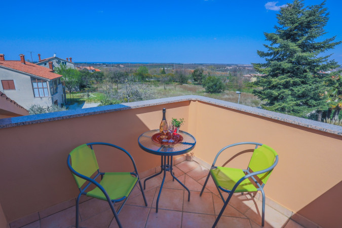 Porec Apartments - Apartment Tina with jacuzzi and Apartments Villa Irena, Istria, Croatia Poreč